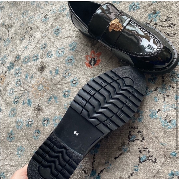 Medusa leather loafers - Mens - Black and Gold - Picture 5 of 7